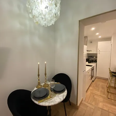 Le Cadre Noir Lux Spa, Sauna, Jacuzzi, Hammam * Saumur