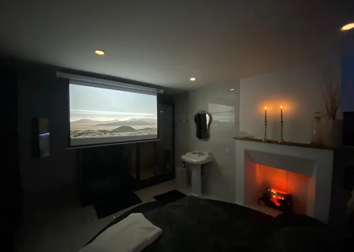 Appartement Le Cadre Noir Lux Spa, Sauna, Jacuzzi, Hammam