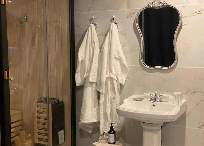 Le Cadre Noir Lux Spa, Sauna, Jacuzzi, Hammam Appartamento